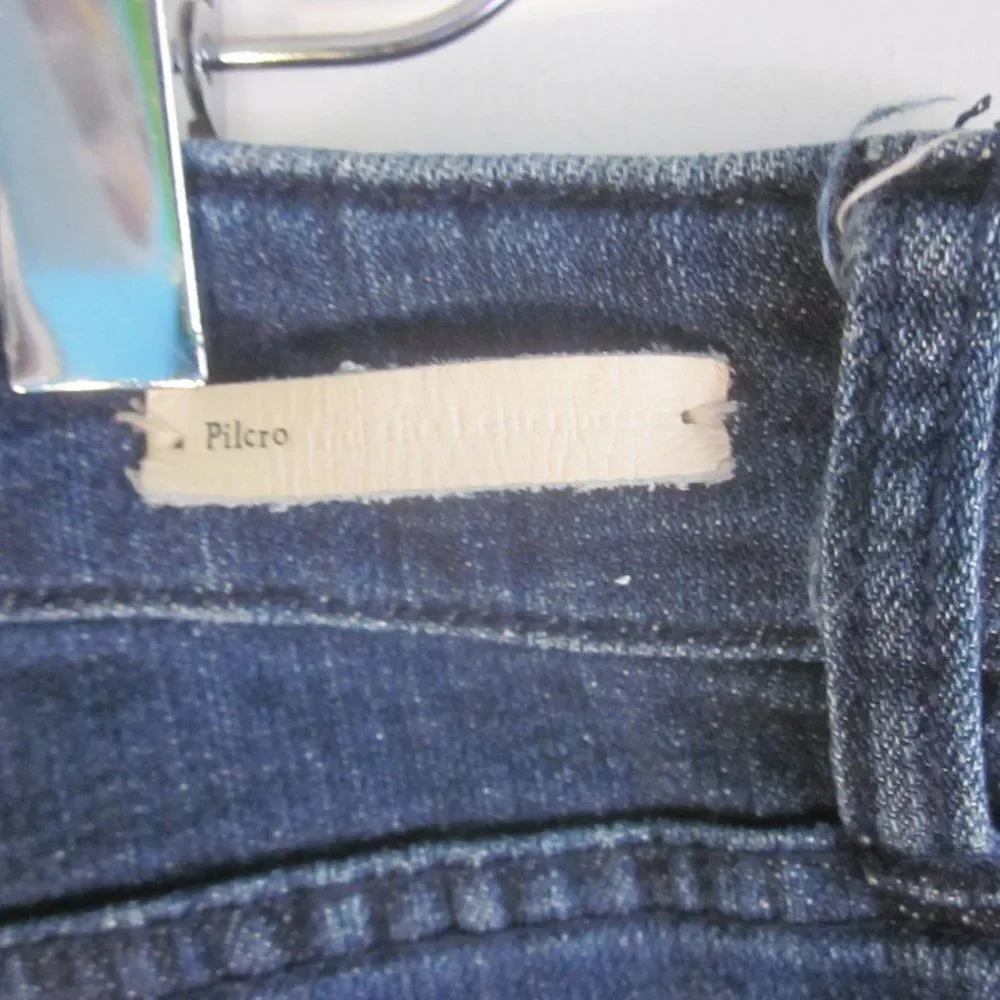 Anthropologie Pilcro Floral Sequin BOHO Slim Boyfriend Jeans Blue Denim Size 28